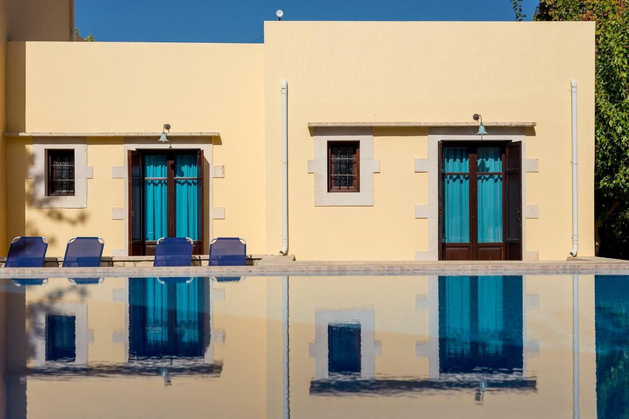 الشقق الفندقية Doulianaفي  Iliopetra المظهر الخارجي الصورة
